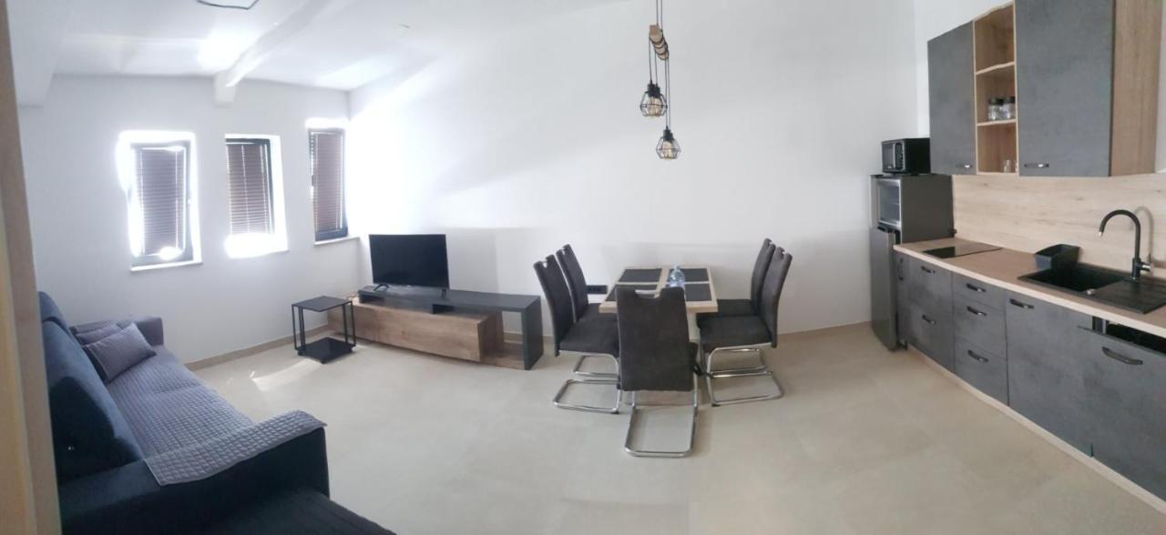 Fontana Apartments Порторож Экстерьер фото